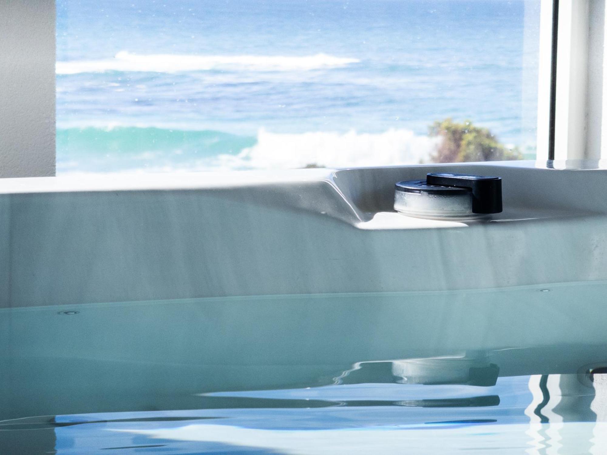 Saltwater - Absolute Oceanfront, Fire Pits, Some Villas With Hot Tubs And Sauna Falmouth Zewnętrze zdjęcie