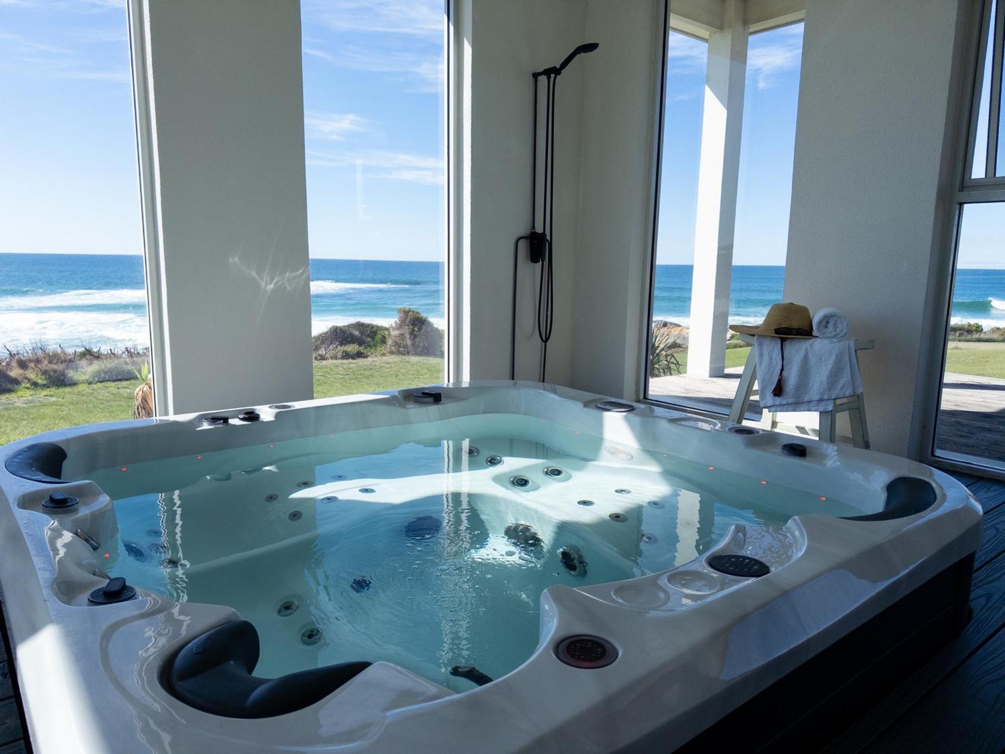 Saltwater - Absolute Oceanfront, Fire Pits, Some Villas With Hot Tubs And Sauna Falmouth Zewnętrze zdjęcie