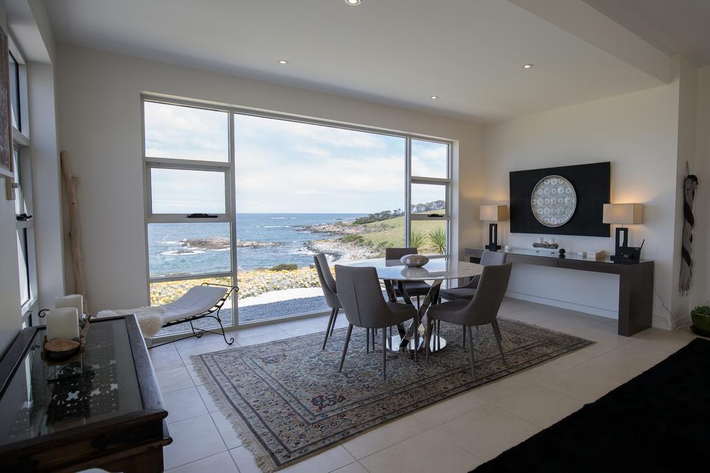 Saltwater - Absolute Oceanfront, Fire Pits, Some Villas With Hot Tubs And Sauna Falmouth Zewnętrze zdjęcie
