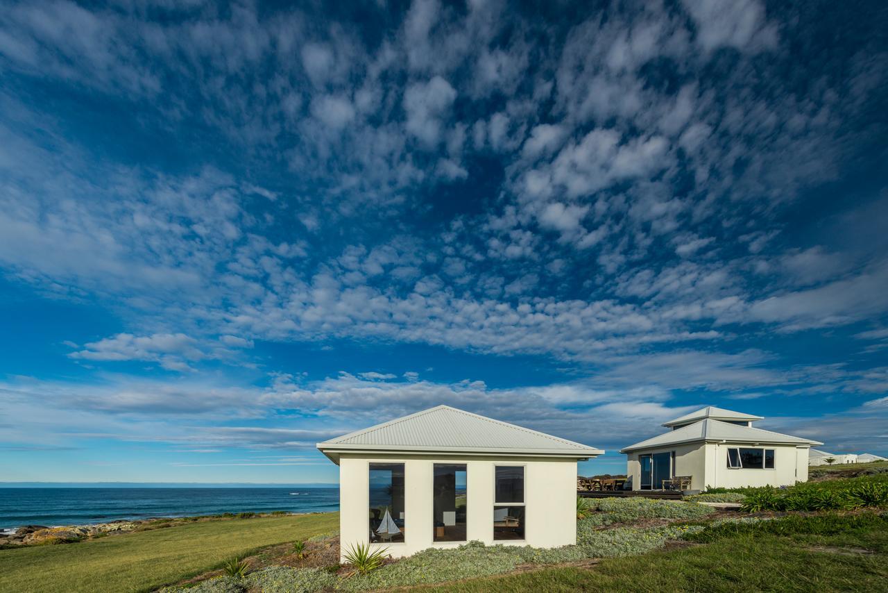 Saltwater - Absolute Oceanfront, Fire Pits, Some Villas With Hot Tubs And Sauna Falmouth Zewnętrze zdjęcie